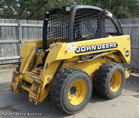 1999 john deere 250 skid steer specs|jd 250 skid steer reviews.